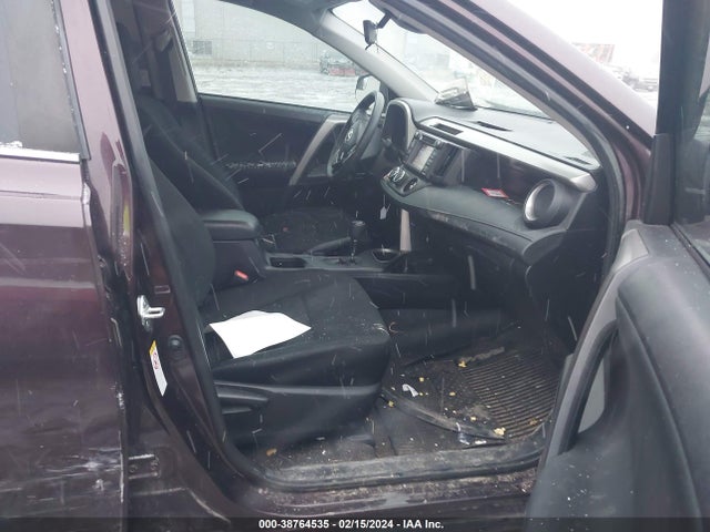 Toyota RAV4 LE 2018 2T3BFREV4JW808588 Image 5