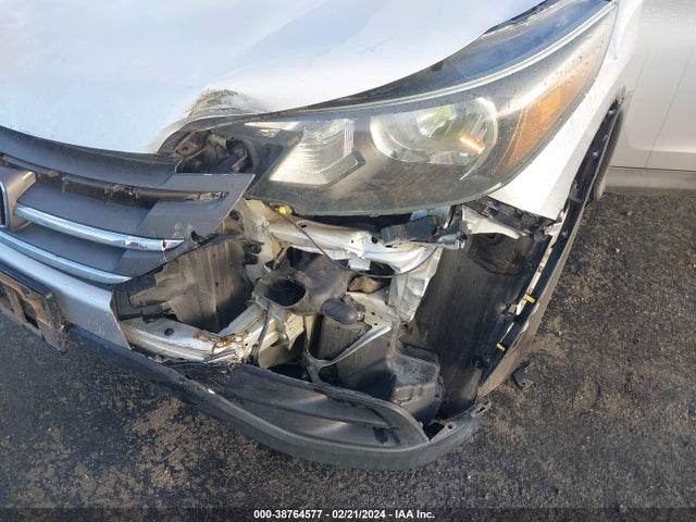 Honda CR-V LX 2014 2HKRM3H36EH513839 Image 6