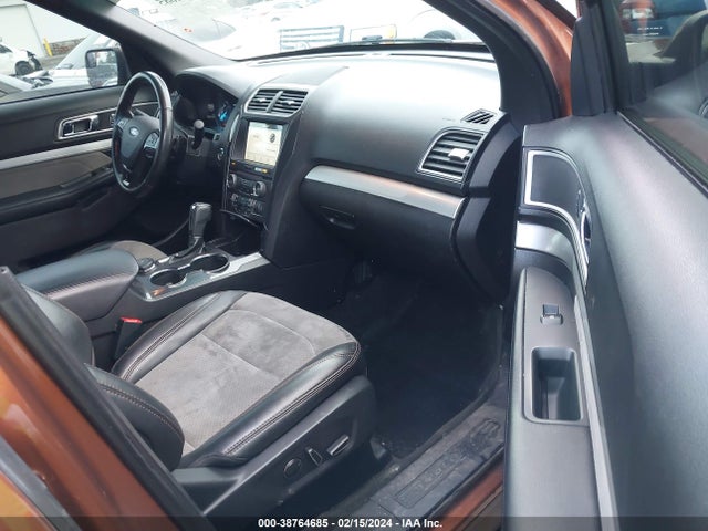 Ford EXPLORER XLT 2017 1FM5K8D80HGA23405 Image 5