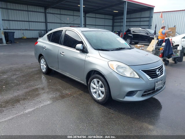 2014 NISSAN VERSA 1.6 SV VIN: 3N1CN7AP4EL830772