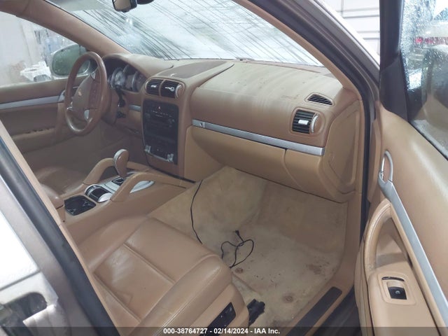 2004 PORSCHE CAYENNE WP1AB29P94LA67497 Photo 4