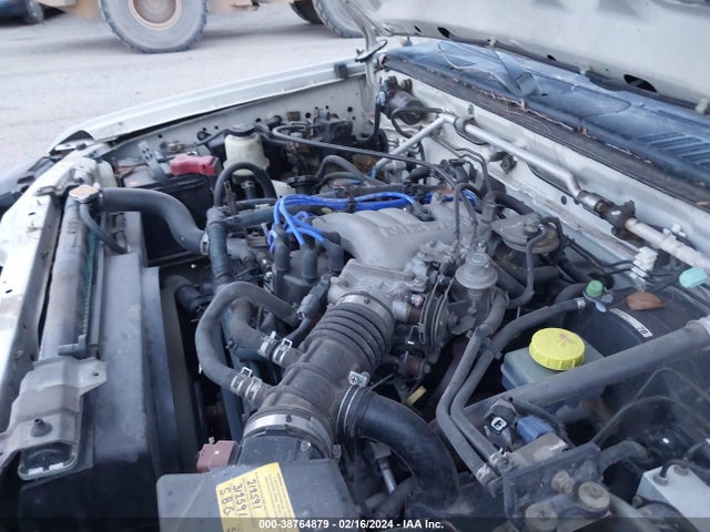 2004 NISSAN XTERRA XE VIN: 5N1ED28Y94C638943