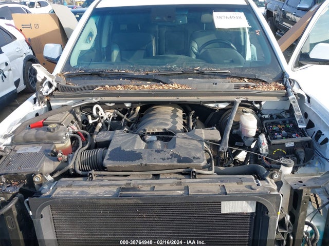 Chevrolet Suburban Lt 2019 1GNSCHKC6KR101815 Image 10