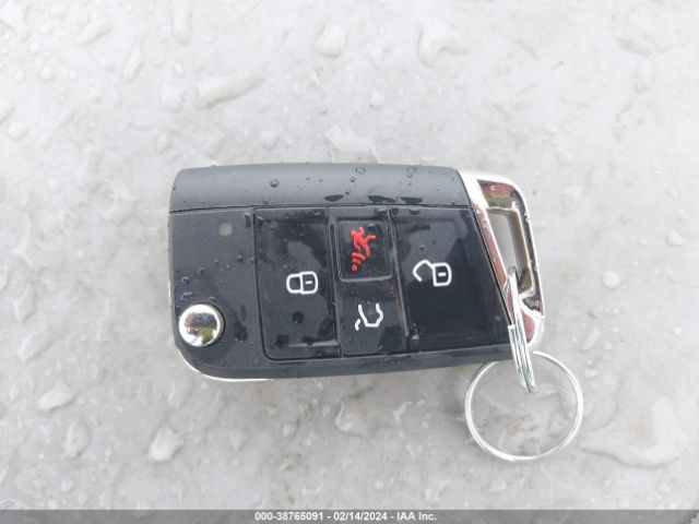 3VVRB7AX7PM142537 Volkswagen Tiguan 2.0t S