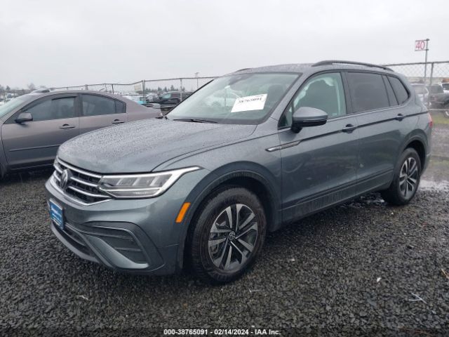 3VVRB7AX7PM142537 Volkswagen Tiguan 2.0t S