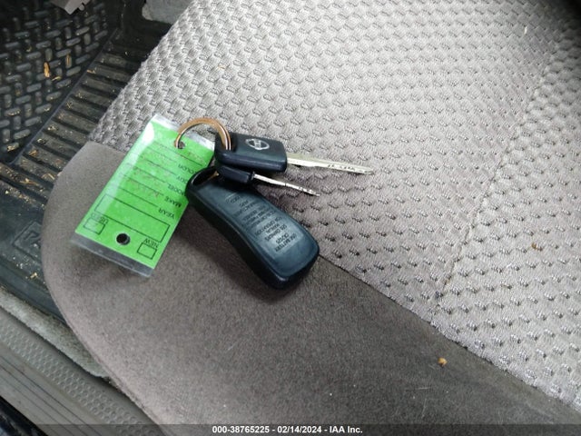 2003 NISSAN PATHFINDER SE VIN: JN8DR09Y13W820707