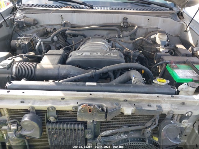 2004 TOYOTA SEQUOIA SR5 V8 VIN: 5TDBT44A74S215971