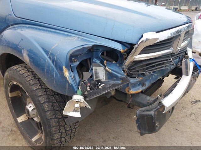2005 DODGE DURANGO SLT VIN: 1D8HB48D15F548137