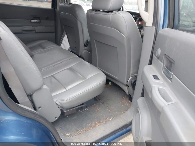 2005 DODGE DURANGO SLT VIN: 1D8HB48D15F548137
