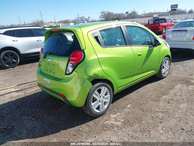 Chevrolet Spark Ls Cvt 2015 KL8CB6S95FC808544 Image 4