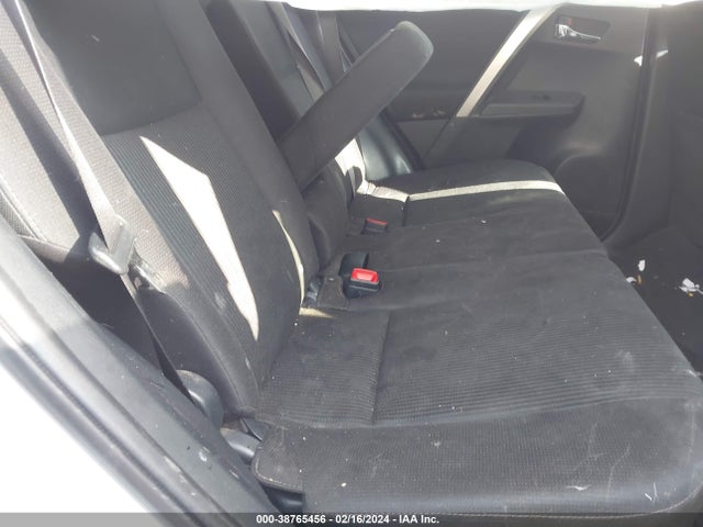 Toyota Rav4 Xle 2015 JTMWFREV7FD059842 Image 8