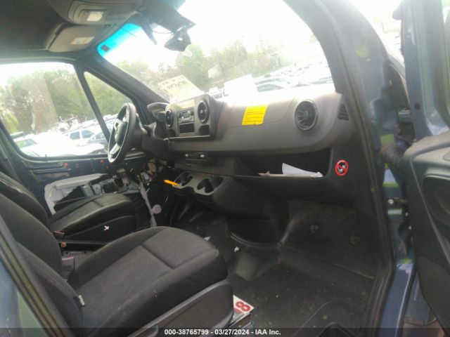 WD4PF1CD6KP111802 Mercedes-Benz Sprinter 2500 High Roof V6