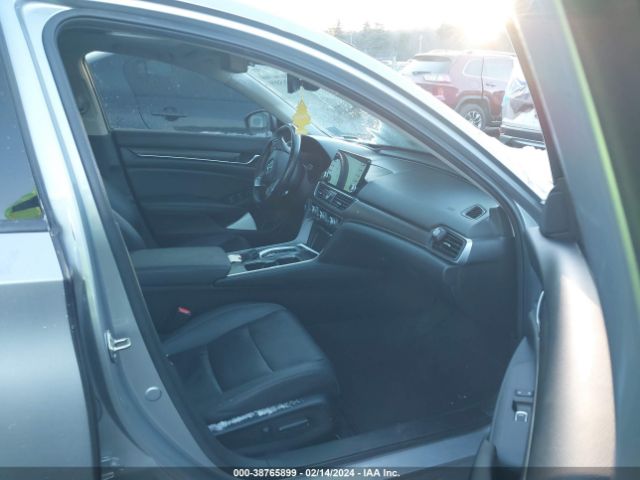 1HGCV2F96KA035575 Honda Accord Touring 2.0t