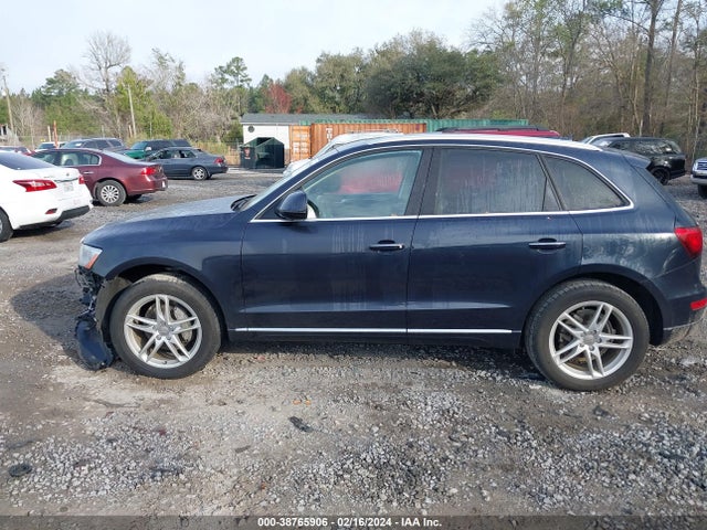 Audi Q5 2.0t Premium 2017 WA1L2AFP1HA043182 Image 15