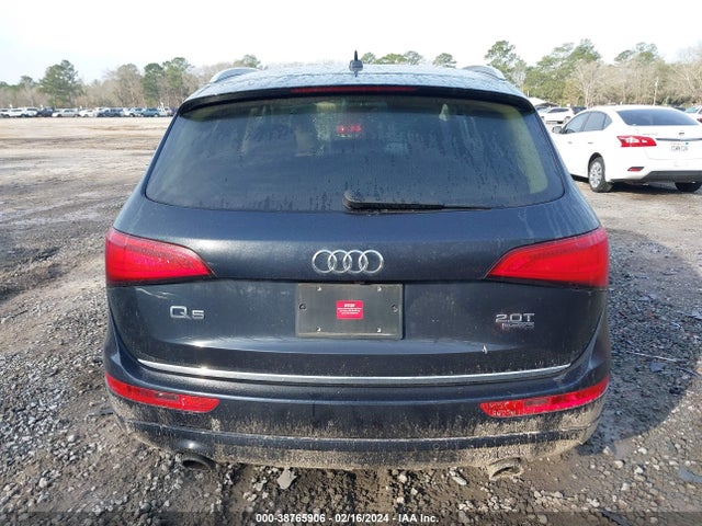 Audi Q5 2.0t Premium 2017 WA1L2AFP1HA043182 Image 17