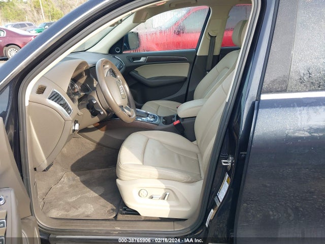 Audi Q5 2.0t Premium 2017 WA1L2AFP1HA043182 Image 5