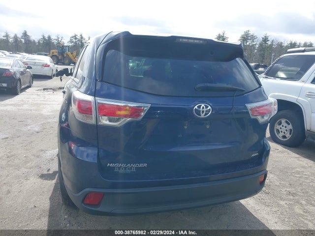 Toyota Highlander Le V6 2016 5TDBKRFH4GS266987 Image 16