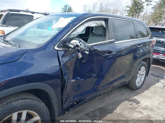Toyota Highlander Le V6 2016 5TDBKRFH4GS266987 Image 6