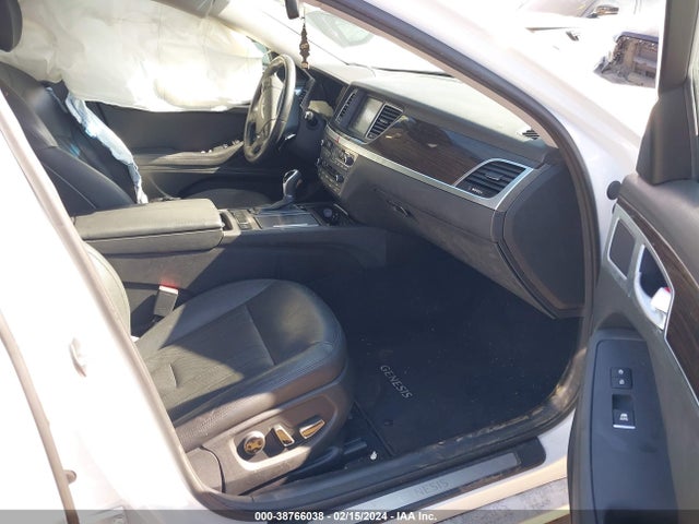 Genesis G80 3.8 2017 KMHGN4JE8HU194908 Image 5