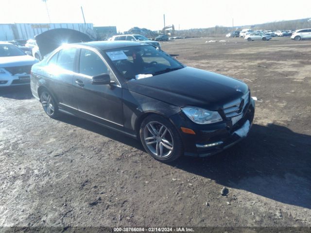 WDDGF8AB2ER303866 Mercedes-Benz C 300 Luxury 4matic/sport 4matic