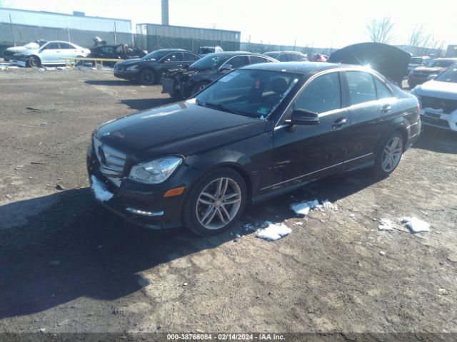 WDDGF8AB2ER303866 Mercedes-Benz C 300 Luxury 4matic/sport 4matic