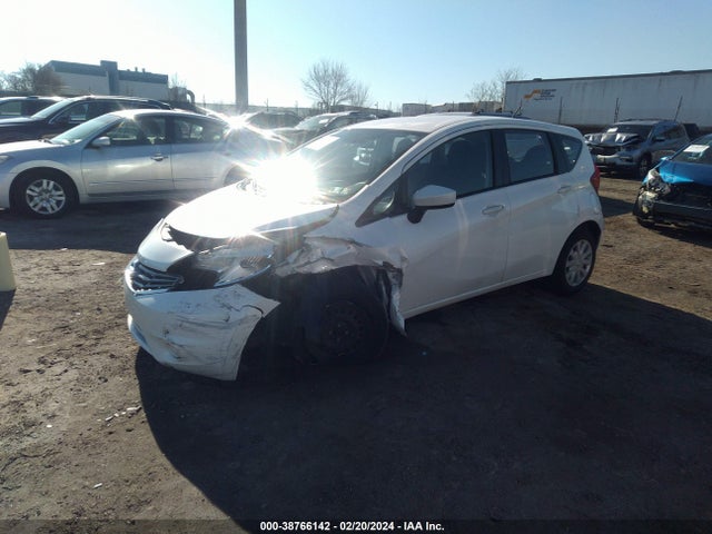 Nissan Versa Note S (sr)/s Plus/sl/sr/sv 2015 3N1CE2CP0FL382418 Image 2