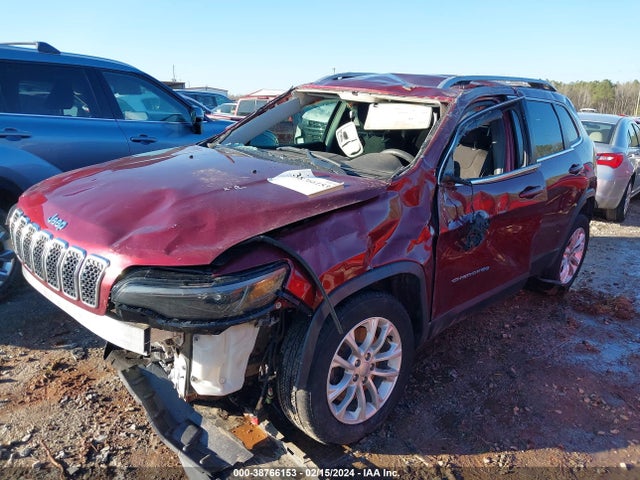 1C4PJLCB5KD485127 Jeep Cherokee Latitude Fwd