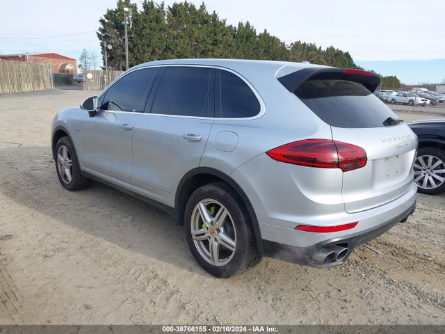 2016 PORSCHE CAYENNE E-HYBRID WP1AE2A20GLA61812 Photo 2