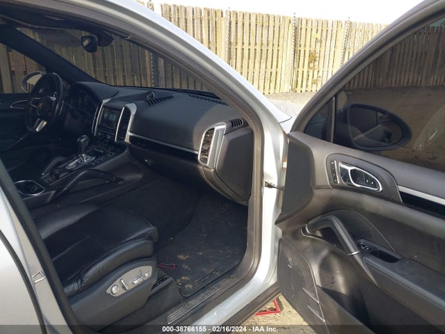 2016 PORSCHE CAYENNE E-HYBRID WP1AE2A20GLA61812 Photo 4