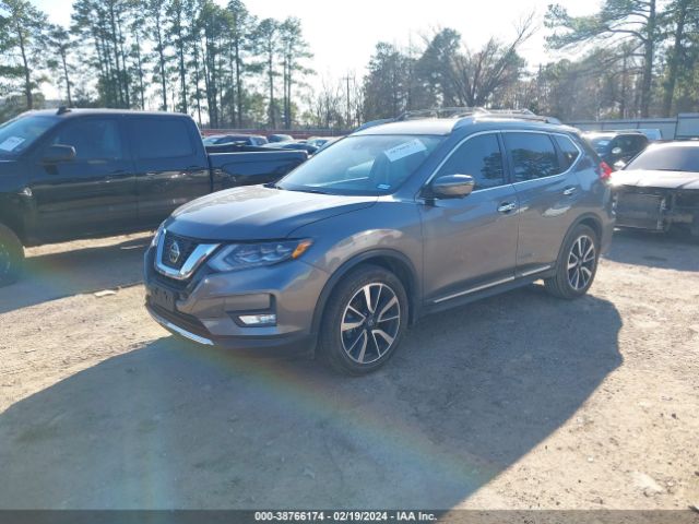 JN8AT2MT7JW466717 Nissan Rogue Sl