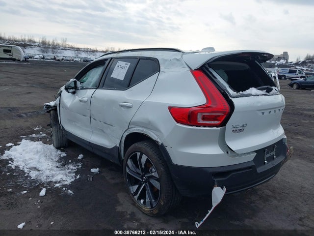 YV4L12UL3R2225828 Volvo Xc40 B5 Plus Dark Theme