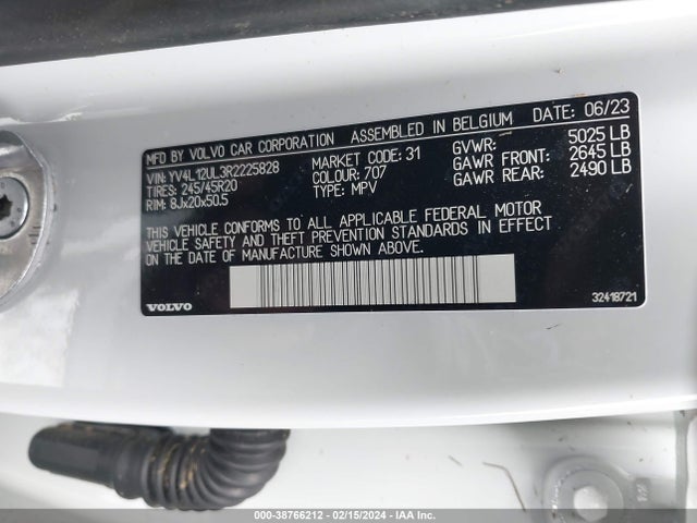 YV4L12UL3R2225828 Volvo Xc40 B5 Plus Dark Theme