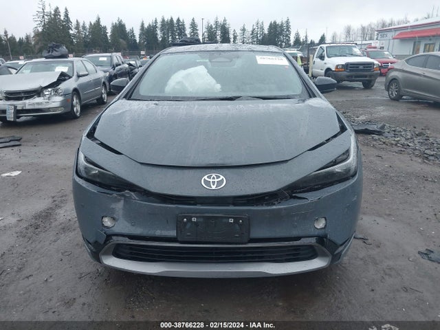 Toyota Prius Xle Awd-e 2023 JTDADABU0P3000412 Image 6