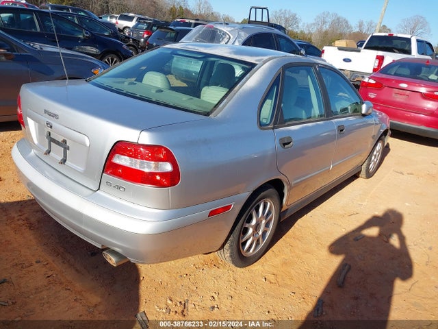 2003 VOLVO S40 A VIN: YV1VS295X3F949397
