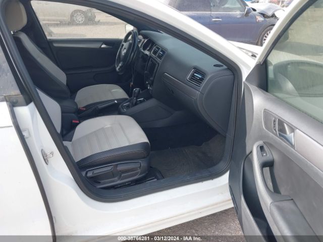 3VWD17AJ2GM343797 Volkswagen Jetta 1.8t Sport