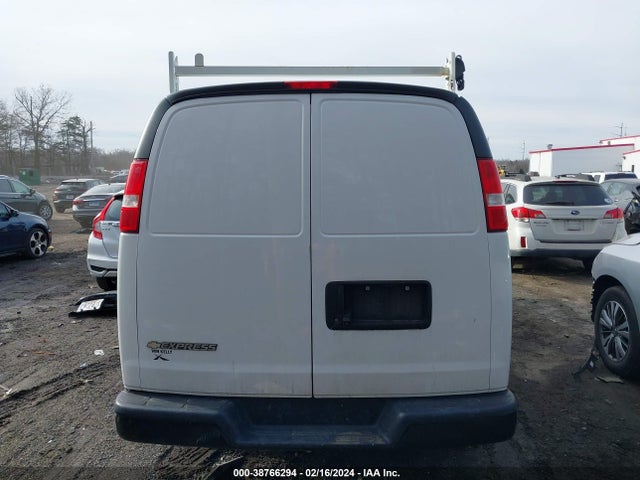 Chevrolet Express 2500 Work Van 2017 1GCWGAFF4H1341706 Image 16