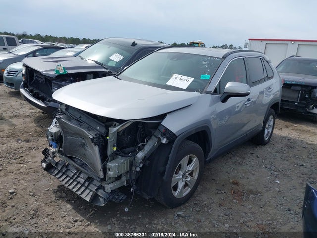 Toyota Rav4 Xle 2020 2T3W1RFV8LW057884 Image 2