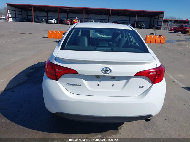 Toyota COROLLA SE 2017 5YFBURHE3HP645762 Image 17