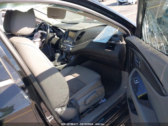 Chevrolet IMPALA 1LT 2018 2G1105S35J9150856 Image 5