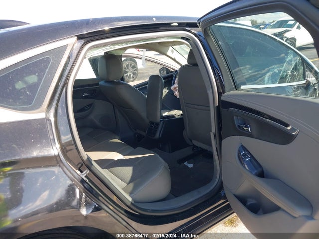 Chevrolet IMPALA 1LT 2018 2G1105S35J9150856 Image 8