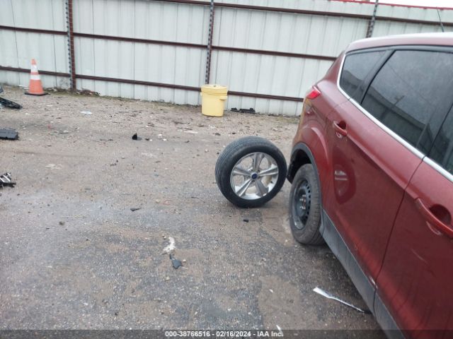 1FMCU0GX1EUD50589 Ford ESCAPE SE