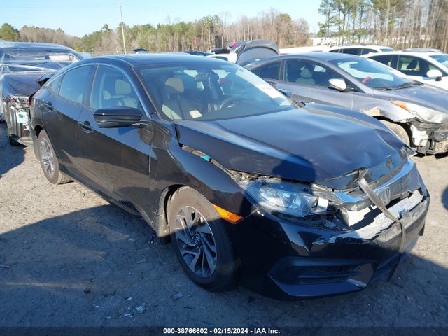 Honda CIVIC EX 2018 2HGFC2F76JH553493 Image 1