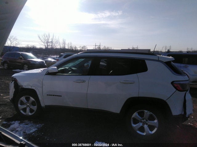 3C4NJCBB9KT851951 Jeep Compass Latitude Fwd