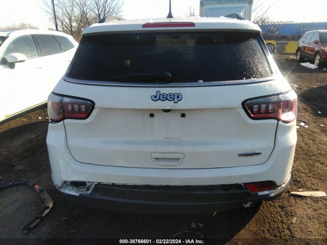 3C4NJCBB9KT851951 Jeep Compass Latitude Fwd