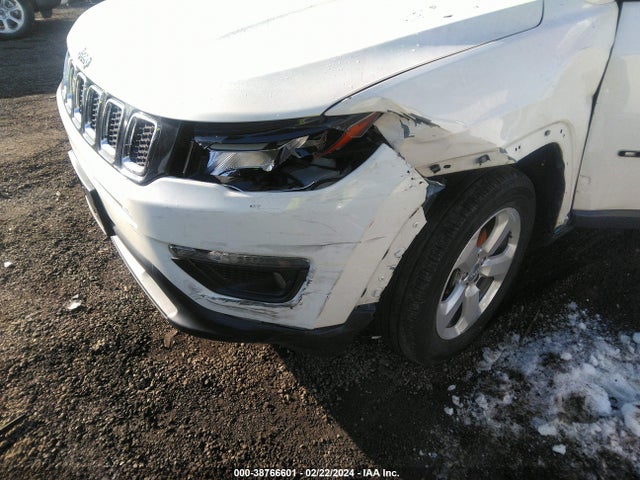 3C4NJCBB9KT851951 Jeep Compass Latitude Fwd