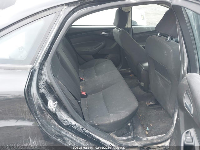 Ford FOCUS SE 2015 1FADP3F25FL340958 Image 8