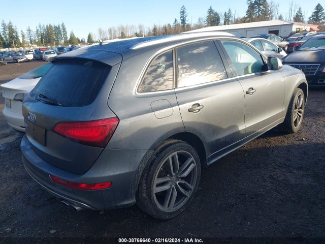 WA1CGAFP6EA038797 Audi Sq5 3.0t Premium Plus