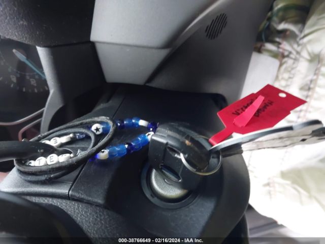 1FMCU0GX5EUE39307 Ford ESCAPE SE