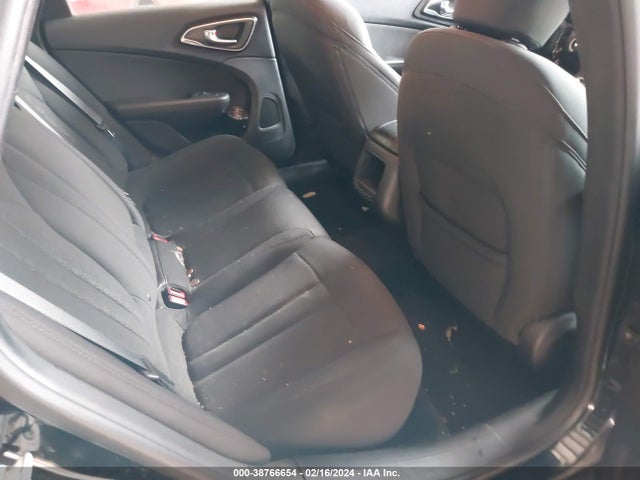 Chrysler 200 Limited 2016 1C3CCCAB8GN116666 Image 8