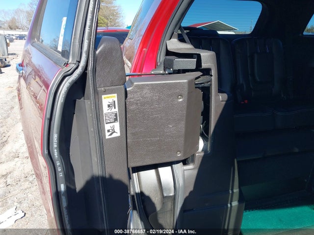 Ford Explorer Limited 2017 1FM5K7F87HGA89733 Image 17